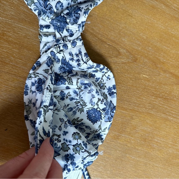 white floral swim top - Picture 3 of 4